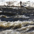 Fiskereglene i Tanavassdraget vil i 2013 være som i 2011. Dette innebærer at en går vekk fra de betydelige innstramningene en hadde i 2012. Kortprisene er justert noe opp for tilreisende fiskere som skal fiske i de helnorske delene av...